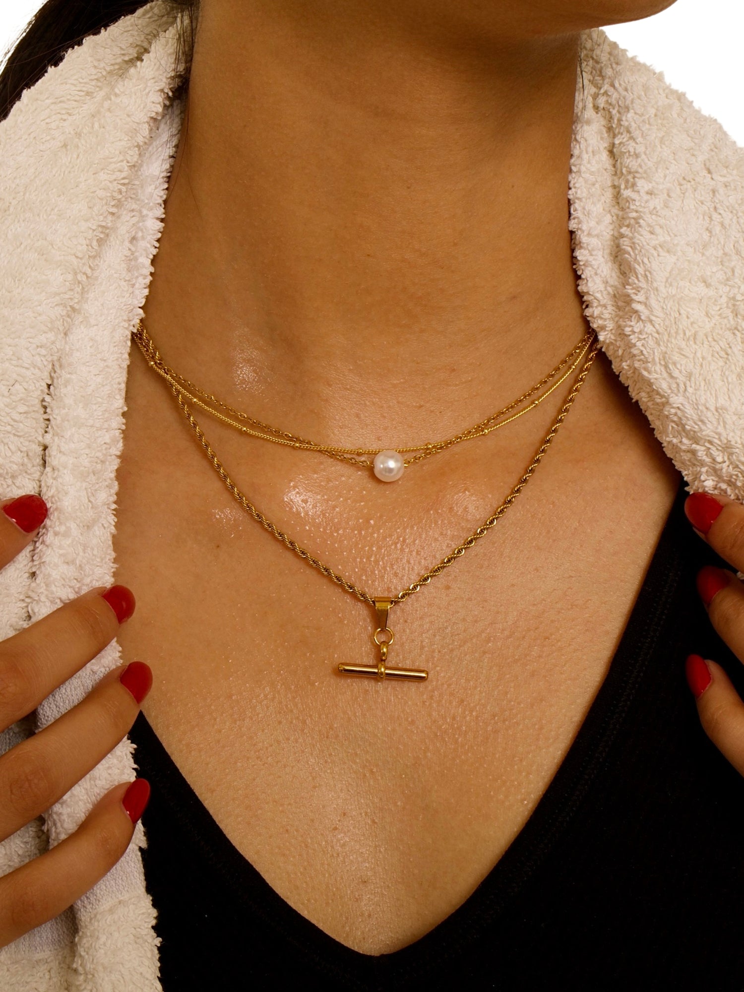 Patricia T-Bar Pendant Chain Necklace